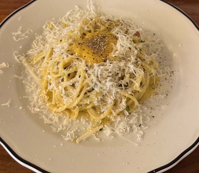 Dinette Marcella