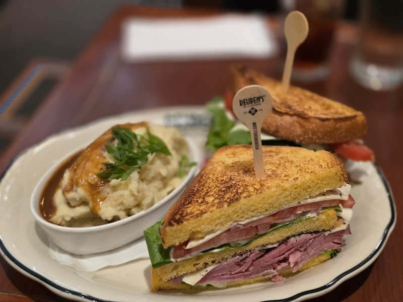 Reuben's Deli and Steakhouse